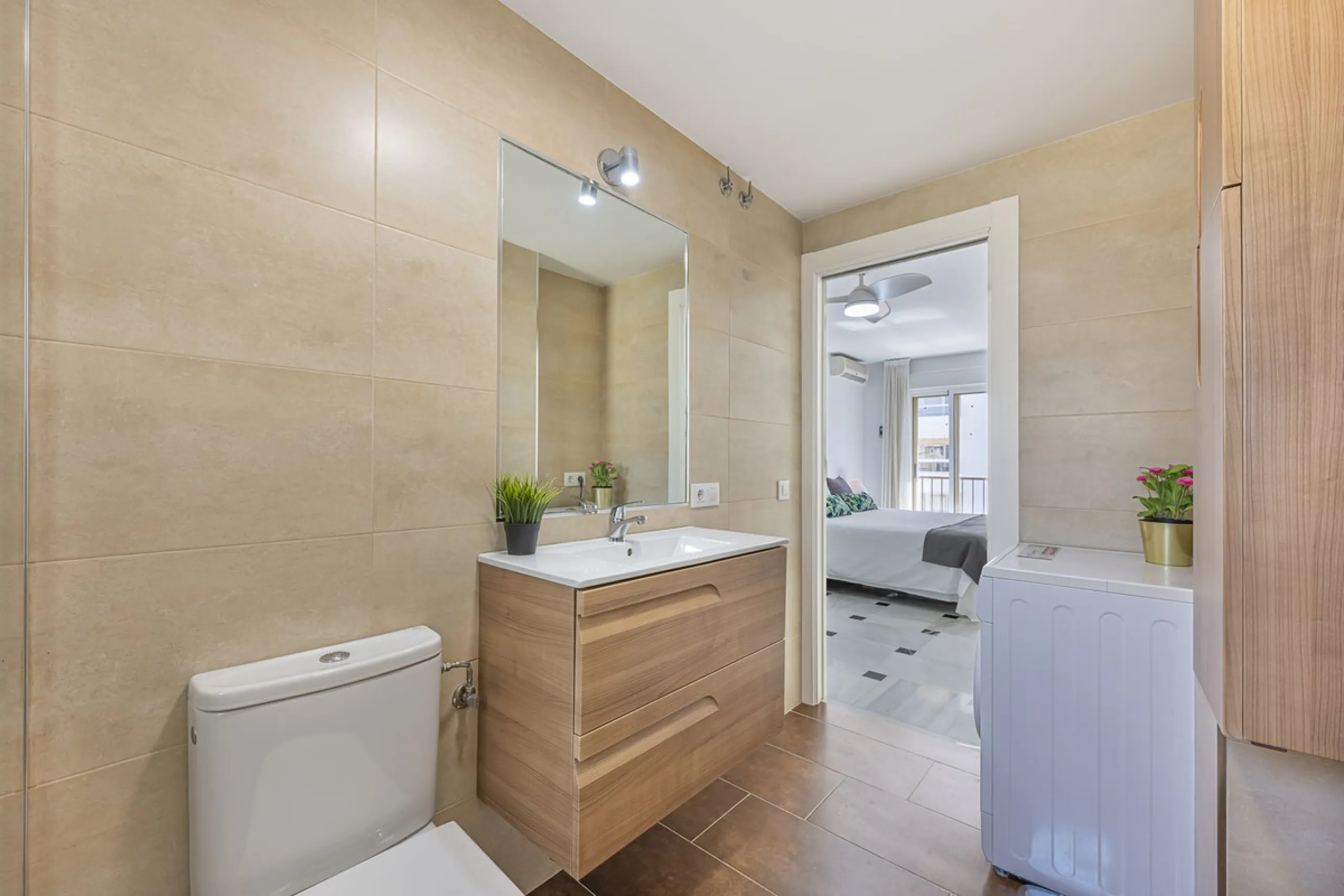 Apartment - Penthouse в продаже в Fuengirola, Málaga. В доме 3 спален и 2 ванных комнат. Площадь дома 90 м²