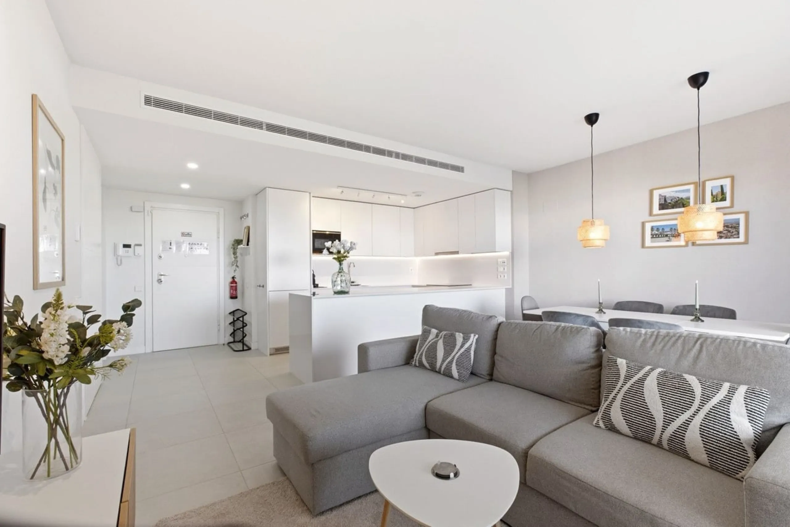 Moderne Wohnung mit zwei Schlafzimmern in Calanova Golf