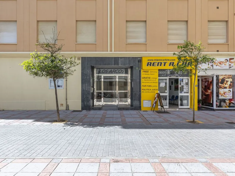 Apartment - Penthouse в продаже в Fuengirola, Málaga. В доме 3 спален и 2 ванных комнат. Площадь дома 90 м²