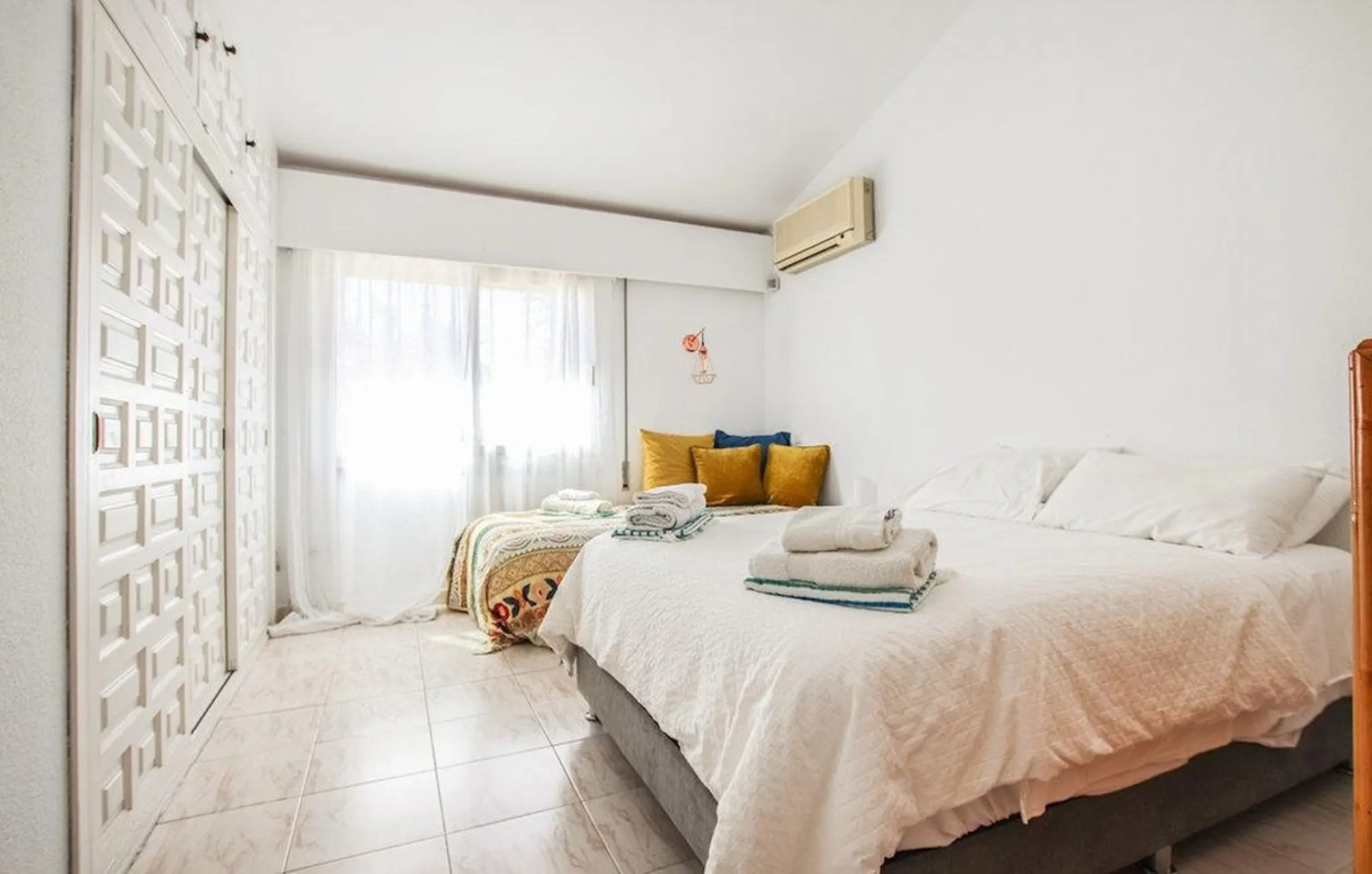 Elegant Single-Level Villa with Panoramic Sea Views in Torremuelle