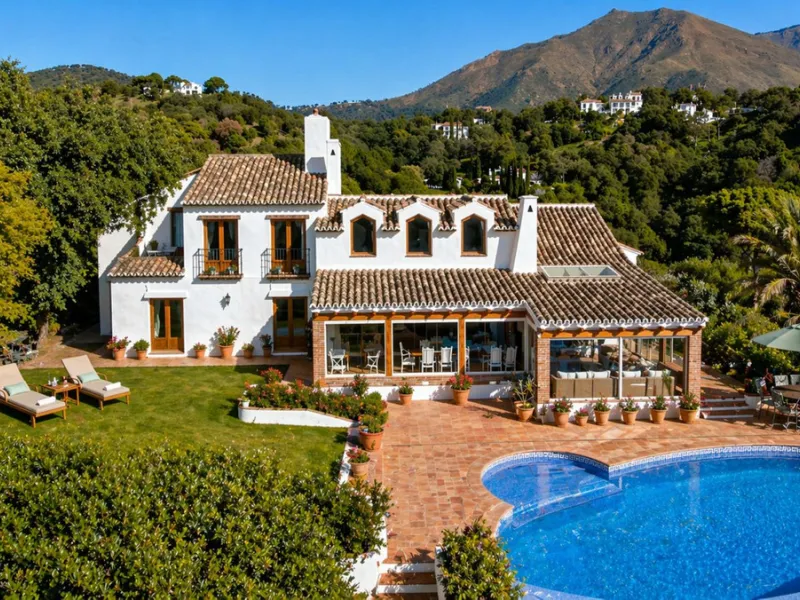 Exclusive Estate with Sea and Mountain Views in a Unique Natural Setting