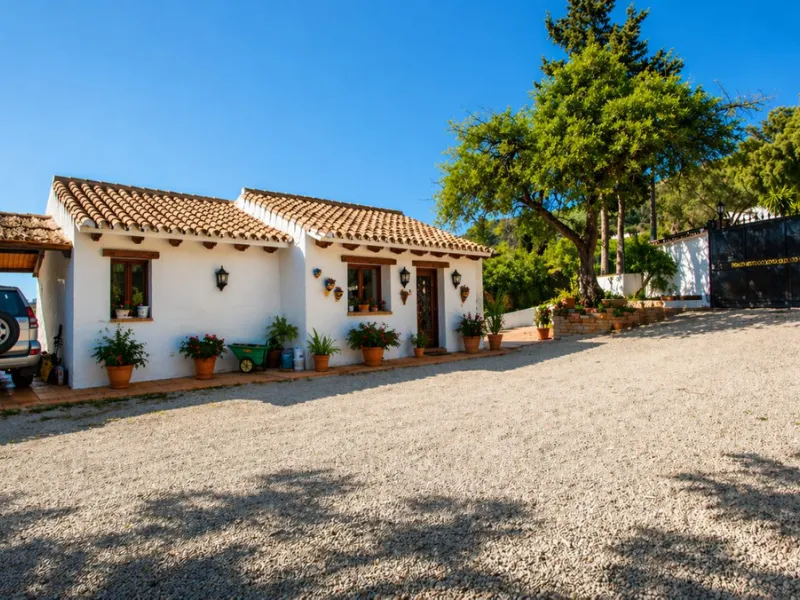 Exclusive Estate with Sea and Mountain Views in a Unique Natural Setting