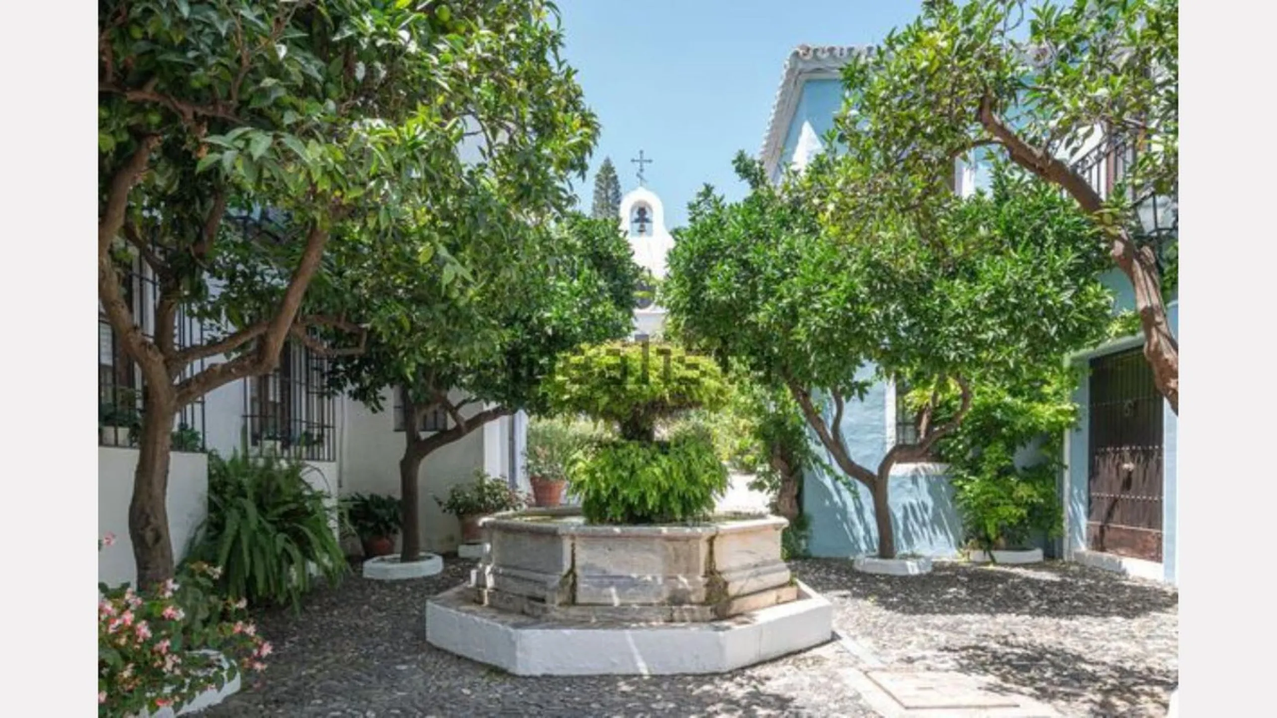Townhouse for Sale in La Virginia Urbanization
