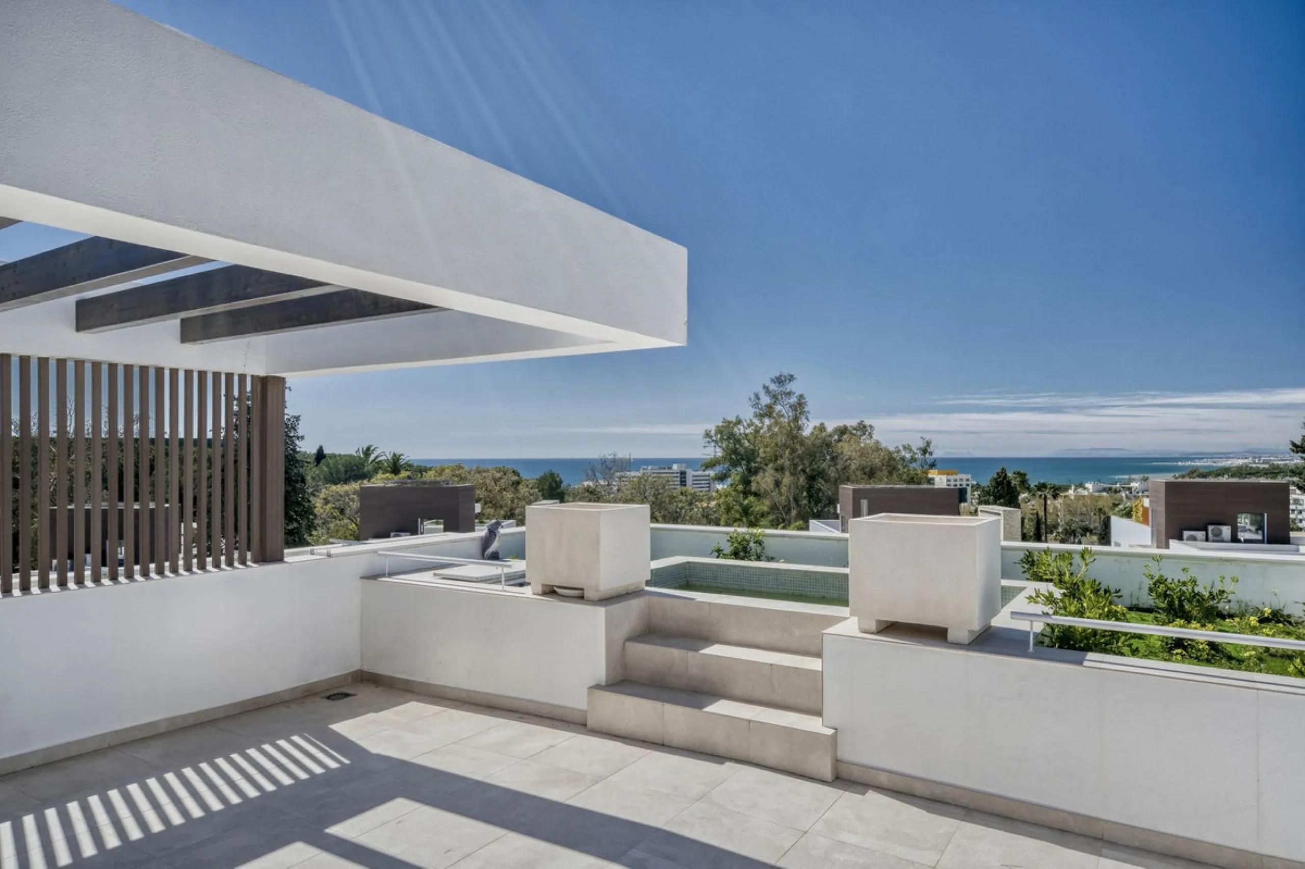 Brand New Contemporary Jewel – Car-Free Luxury in Marbella Center