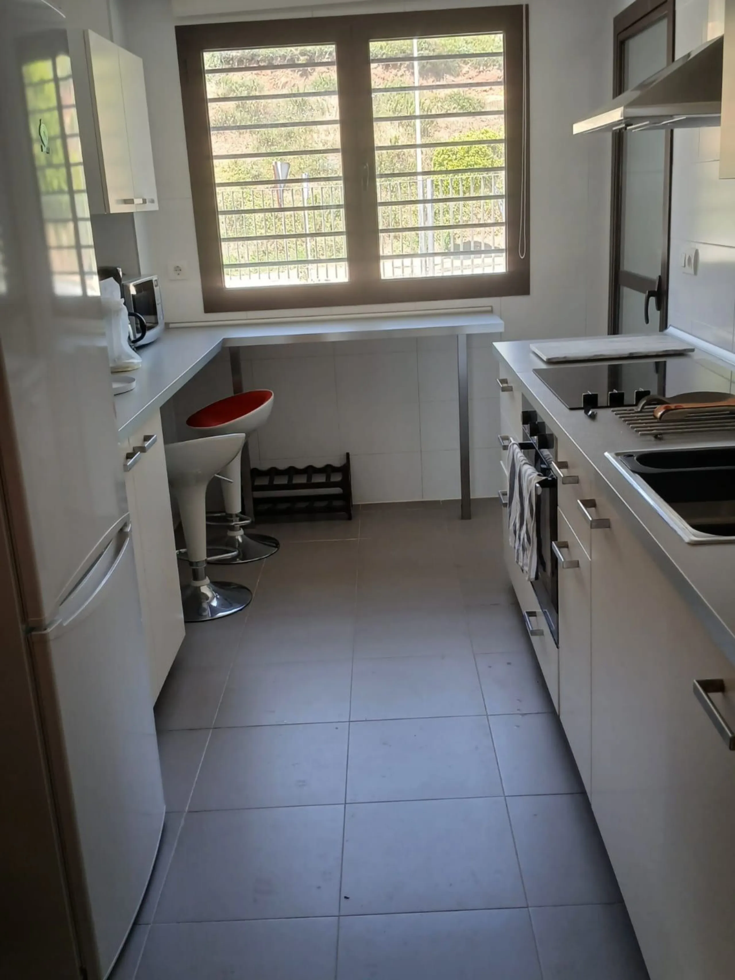 Middle Floor Apartment, Estepona, Costa del Sol.
