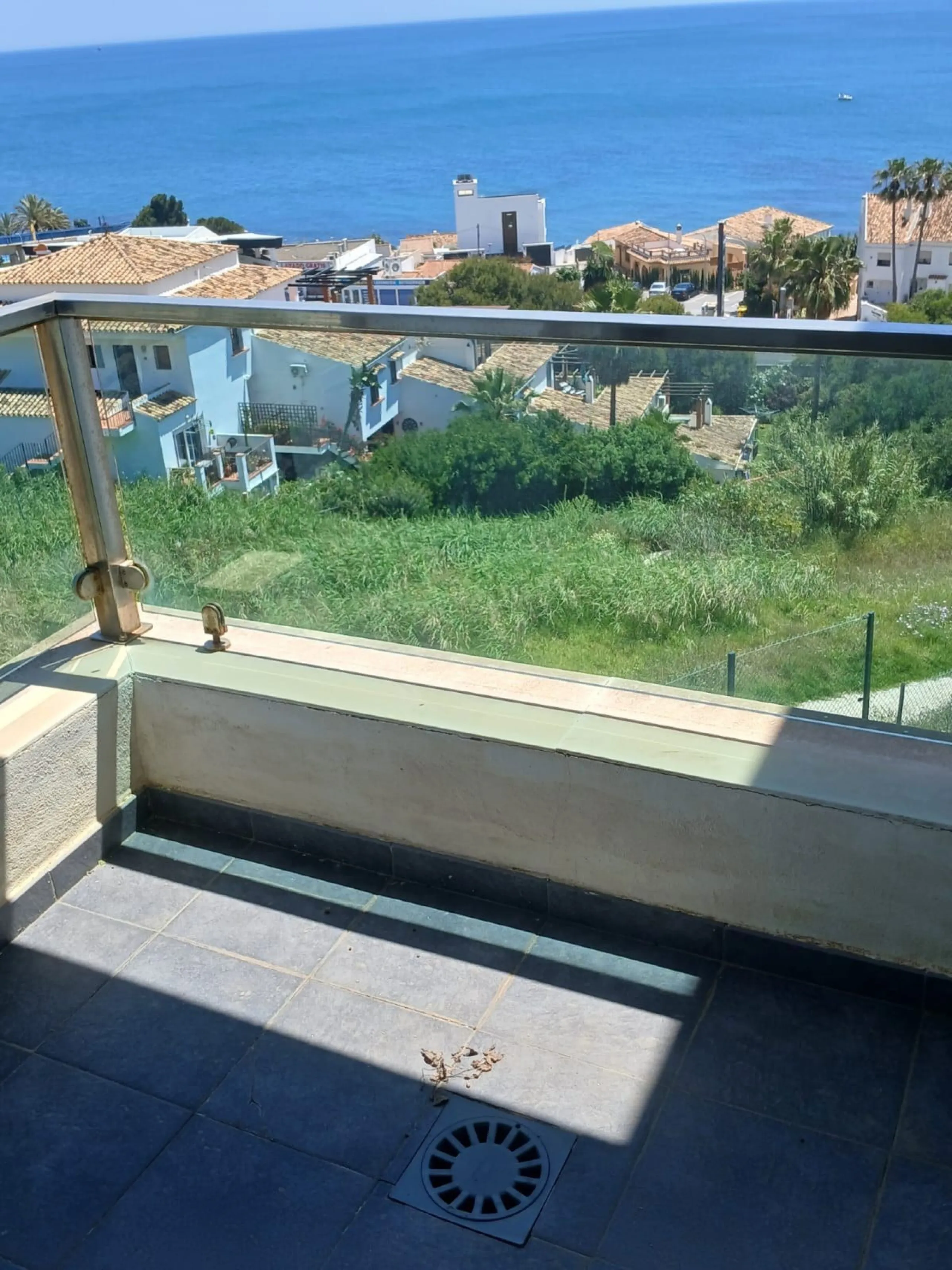 Middle Floor Apartment, Estepona, Costa del Sol.