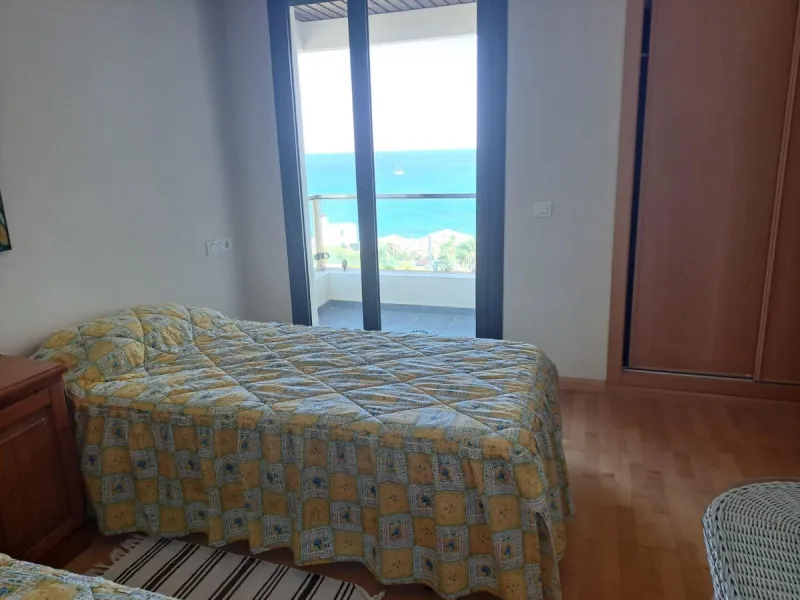Middle Floor Apartment, Estepona, Costa del Sol.