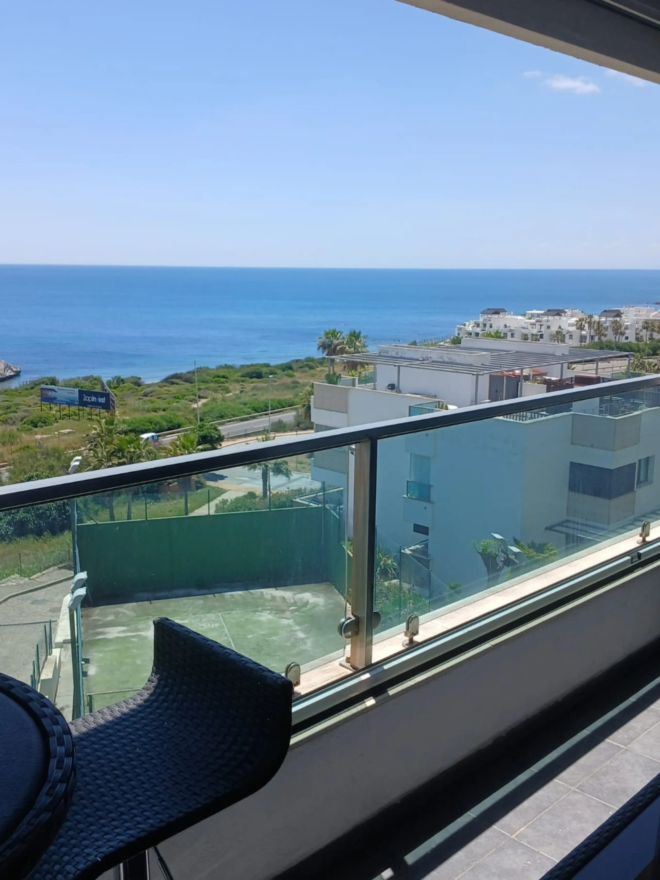 Middle Floor Apartment, Estepona, Costa del Sol.