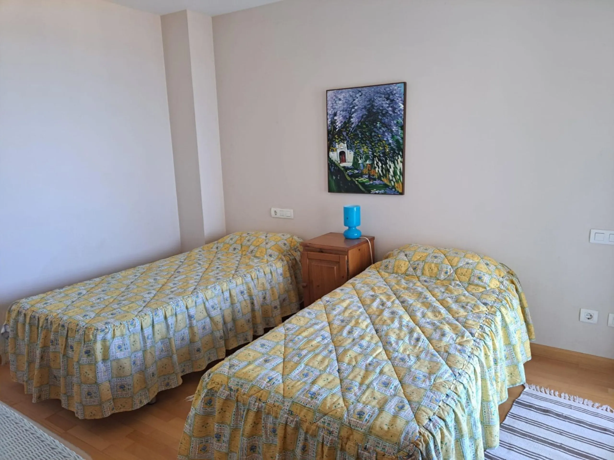 Middle Floor Apartment, Estepona, Costa del Sol.