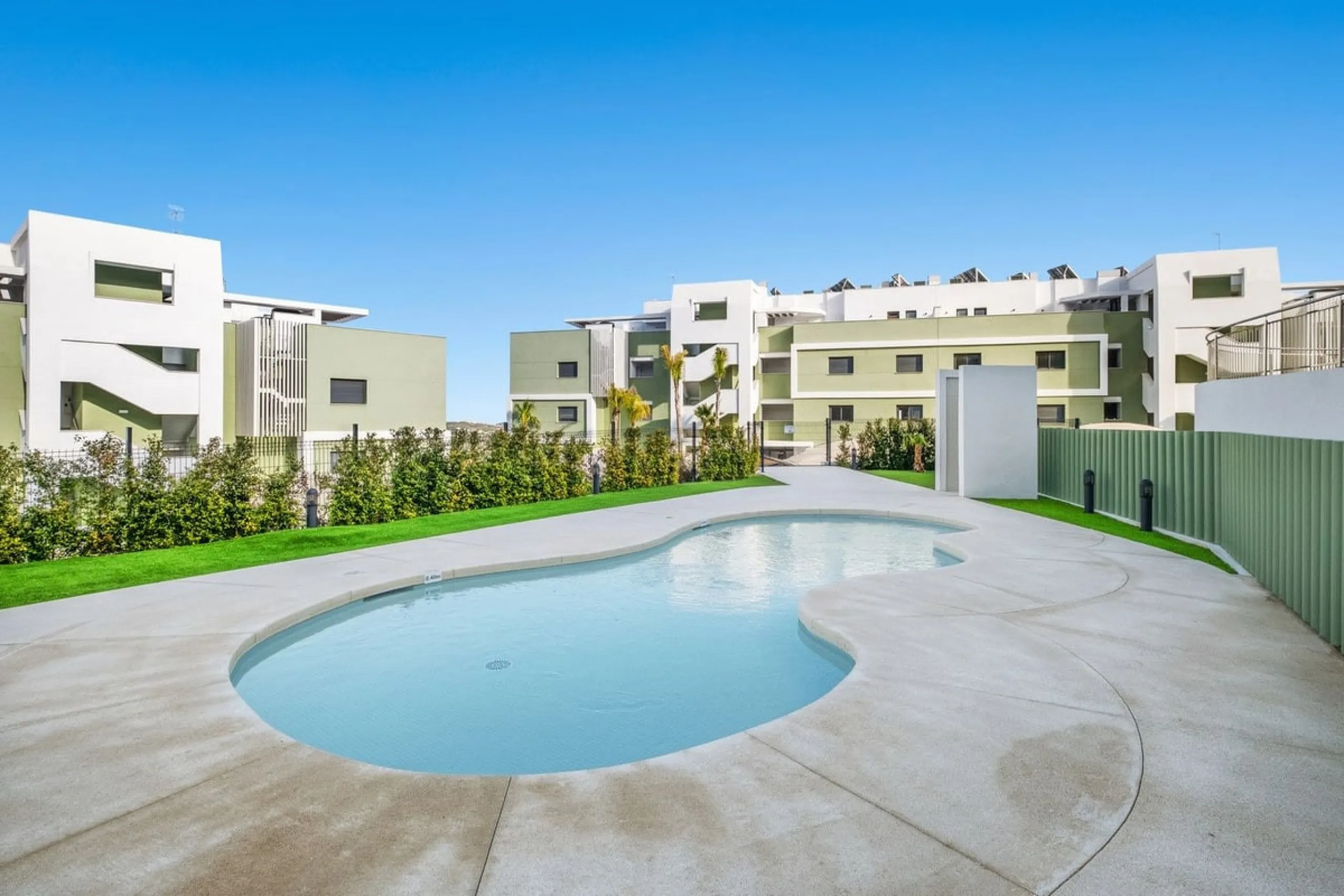 Moderne Wohnung mit zwei Schlafzimmern in Calanova Golf