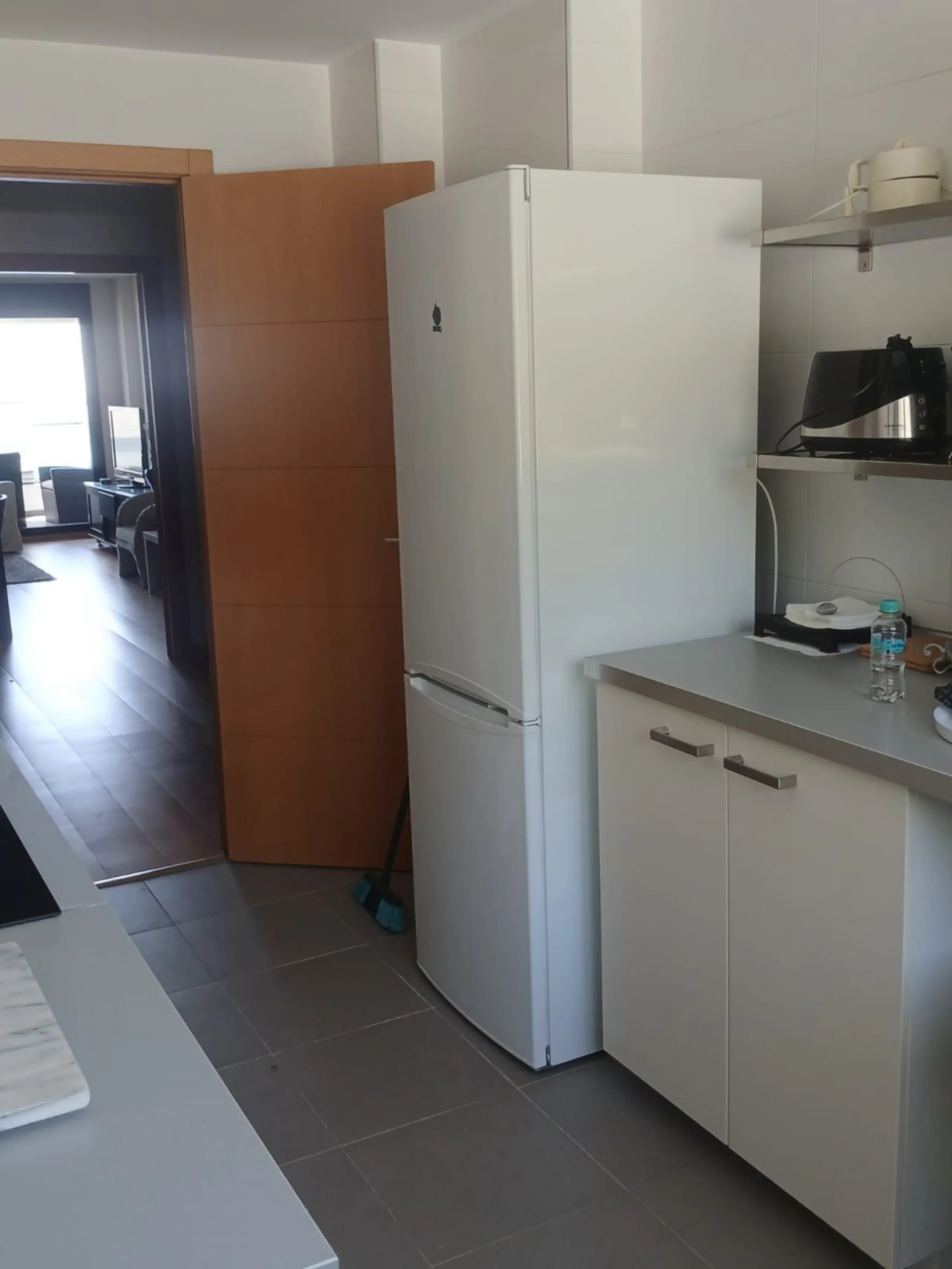 Middle Floor Apartment, Estepona, Costa del Sol.