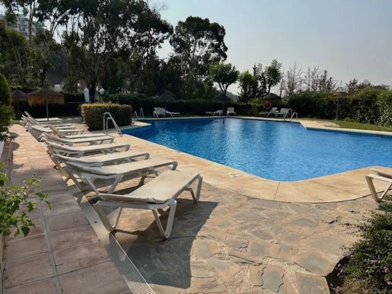 Apartment - Penthouse в продаже в Benahavís, Málaga. В доме 3 спален и 2 ванных комнат. Площадь дома 98 м²