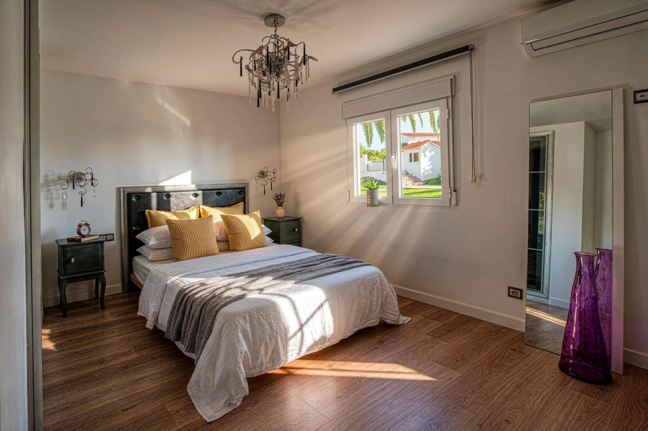**Flat for Sale in a Quiet Area – Your Seaside Retreat! **