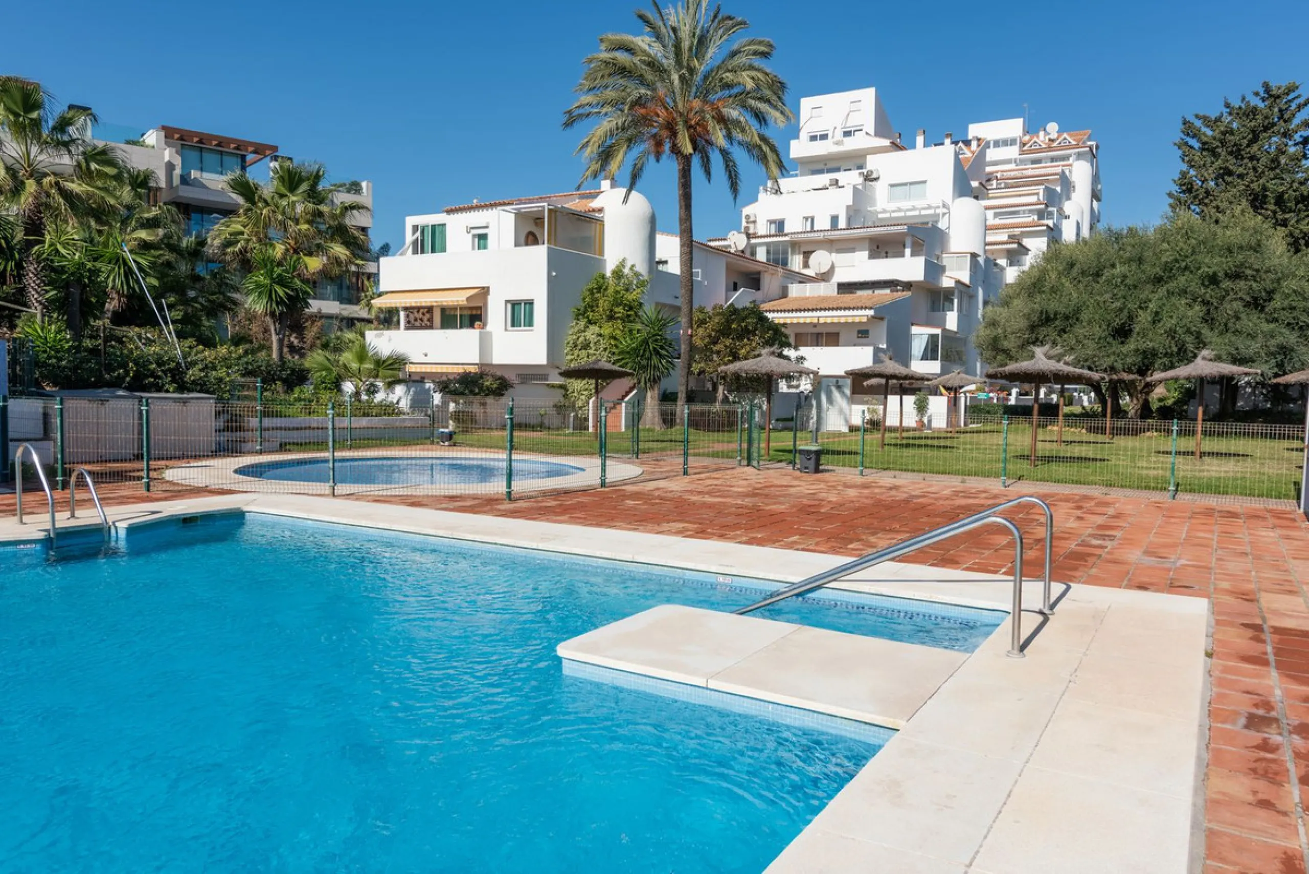 Discover your new home right on the beachfront!