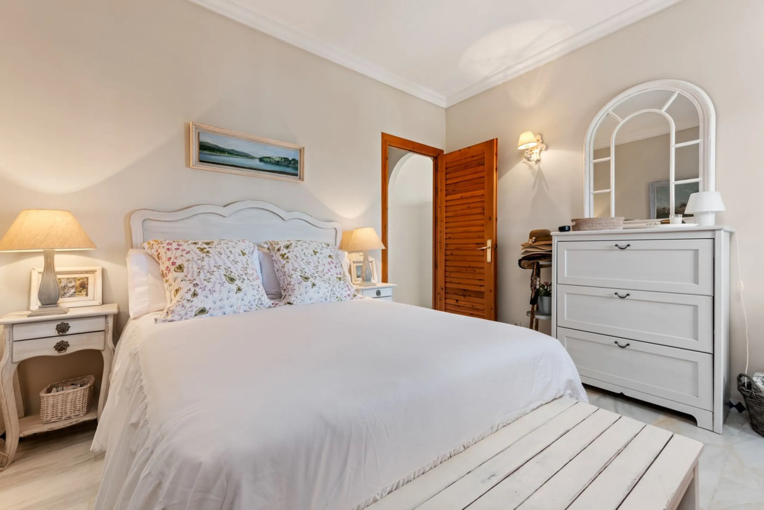 Discover your new home right on the beachfront!