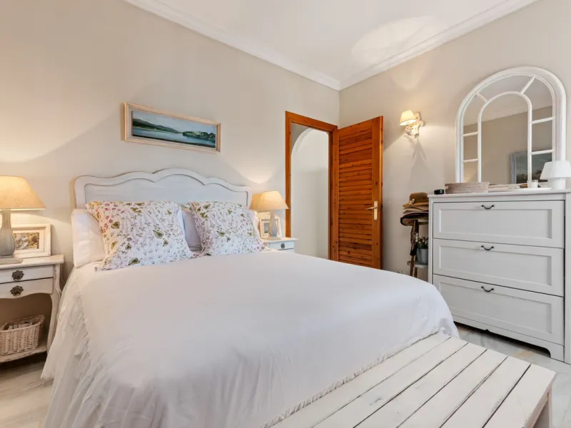 Discover your new home right on the beachfront!