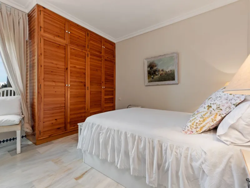 Discover your new home right on the beachfront!