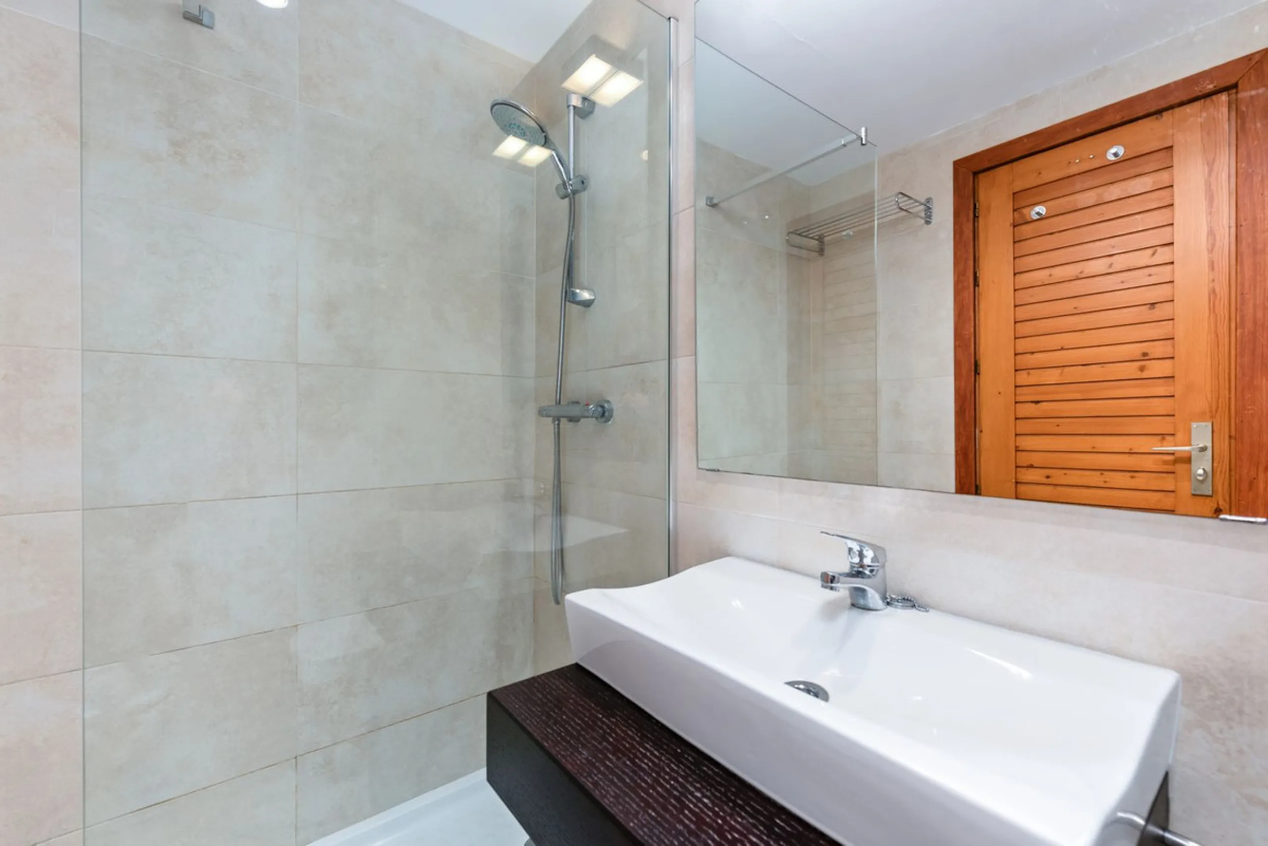 Discover your new home right on the beachfront!