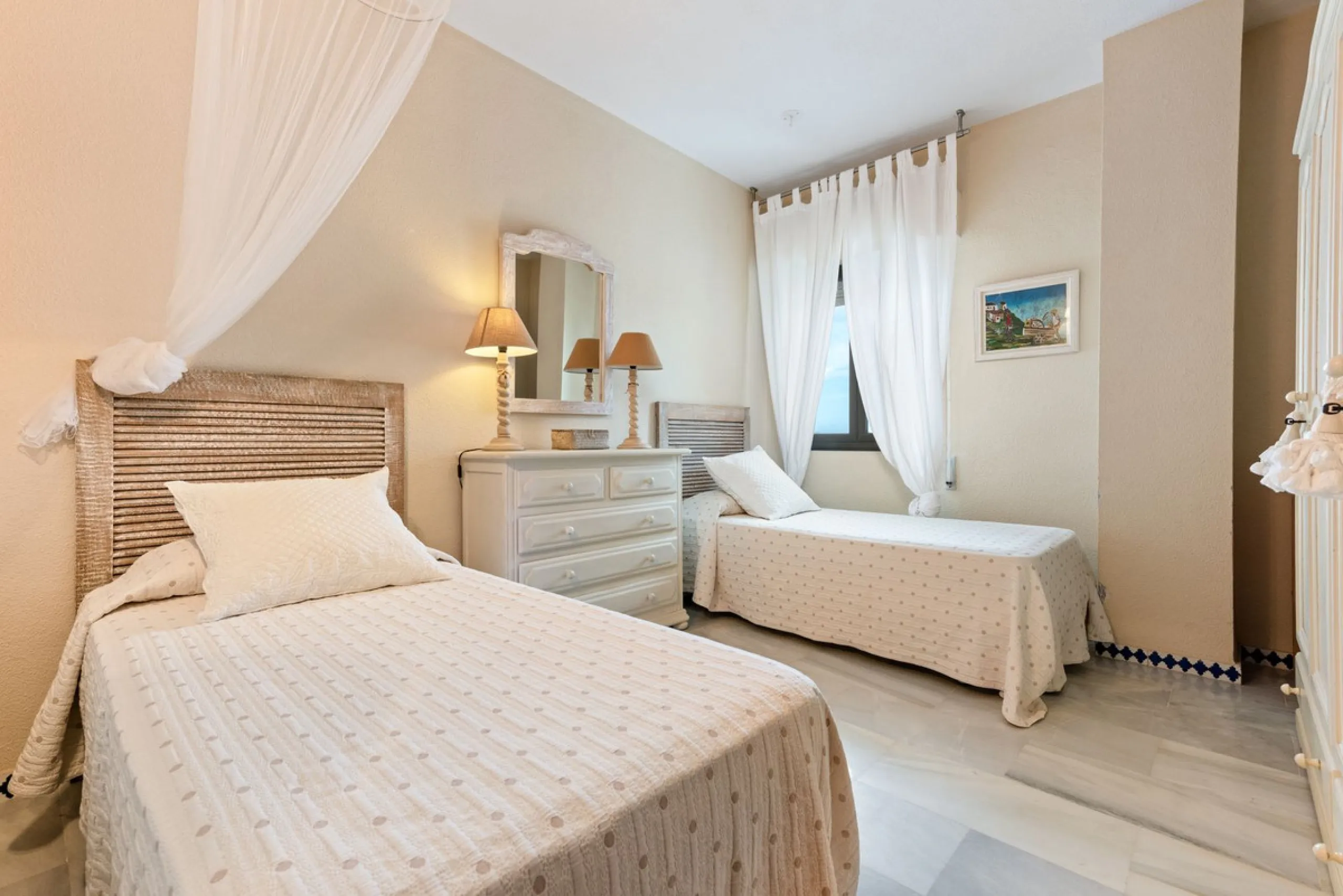Discover your new home right on the beachfront!