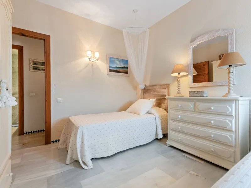 Discover your new home right on the beachfront!