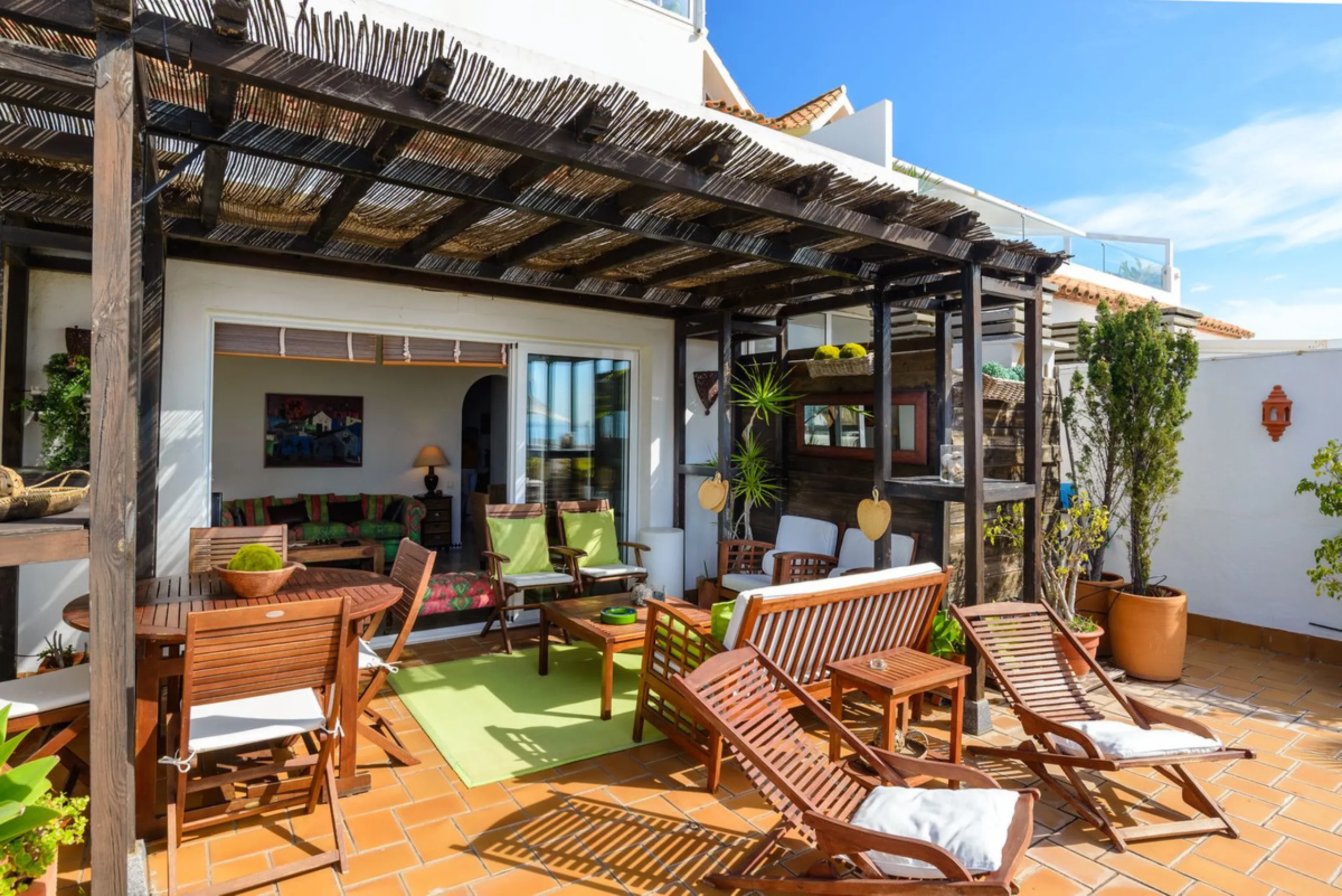 Discover your new home right on the beachfront!