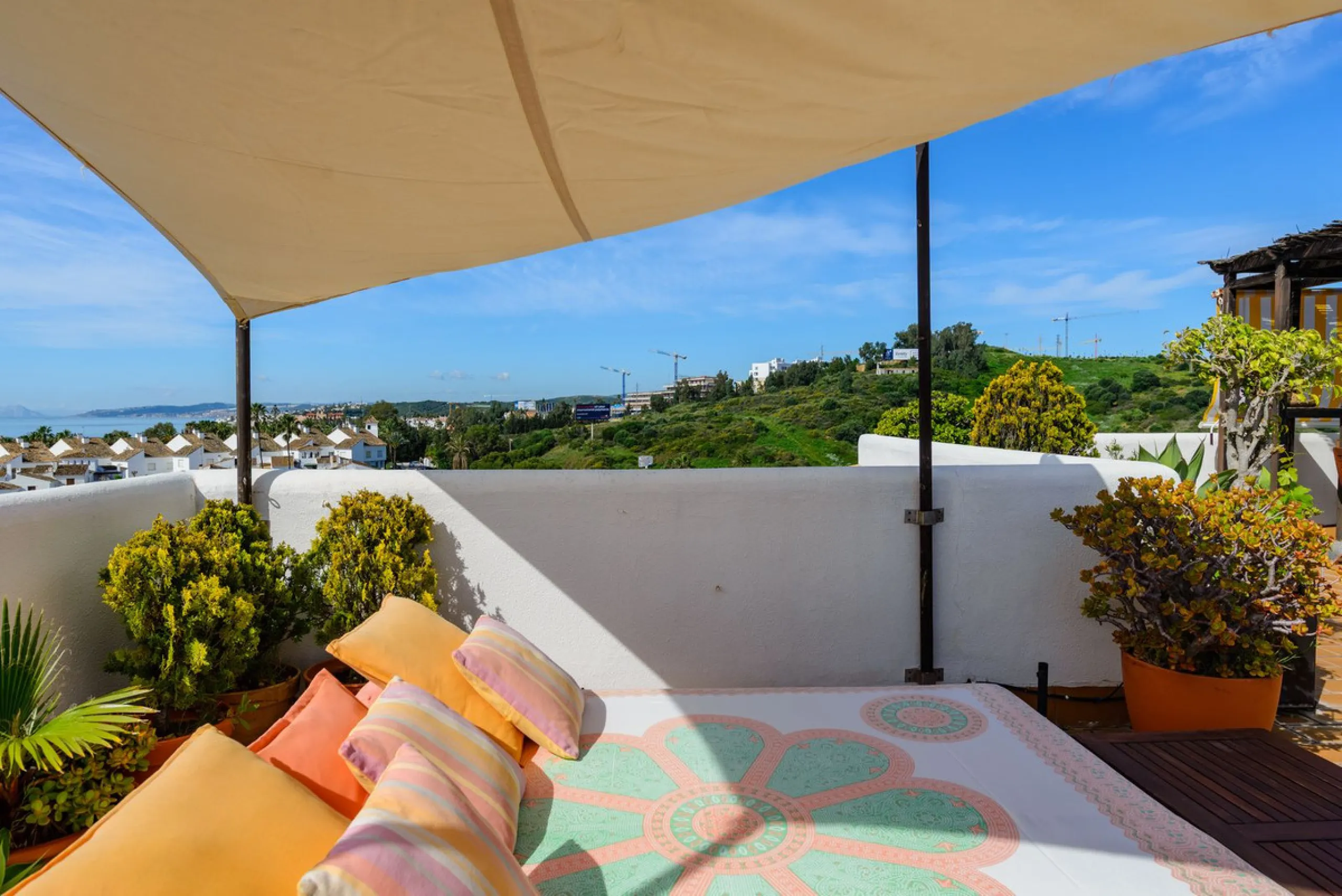 Discover your new home right on the beachfront!