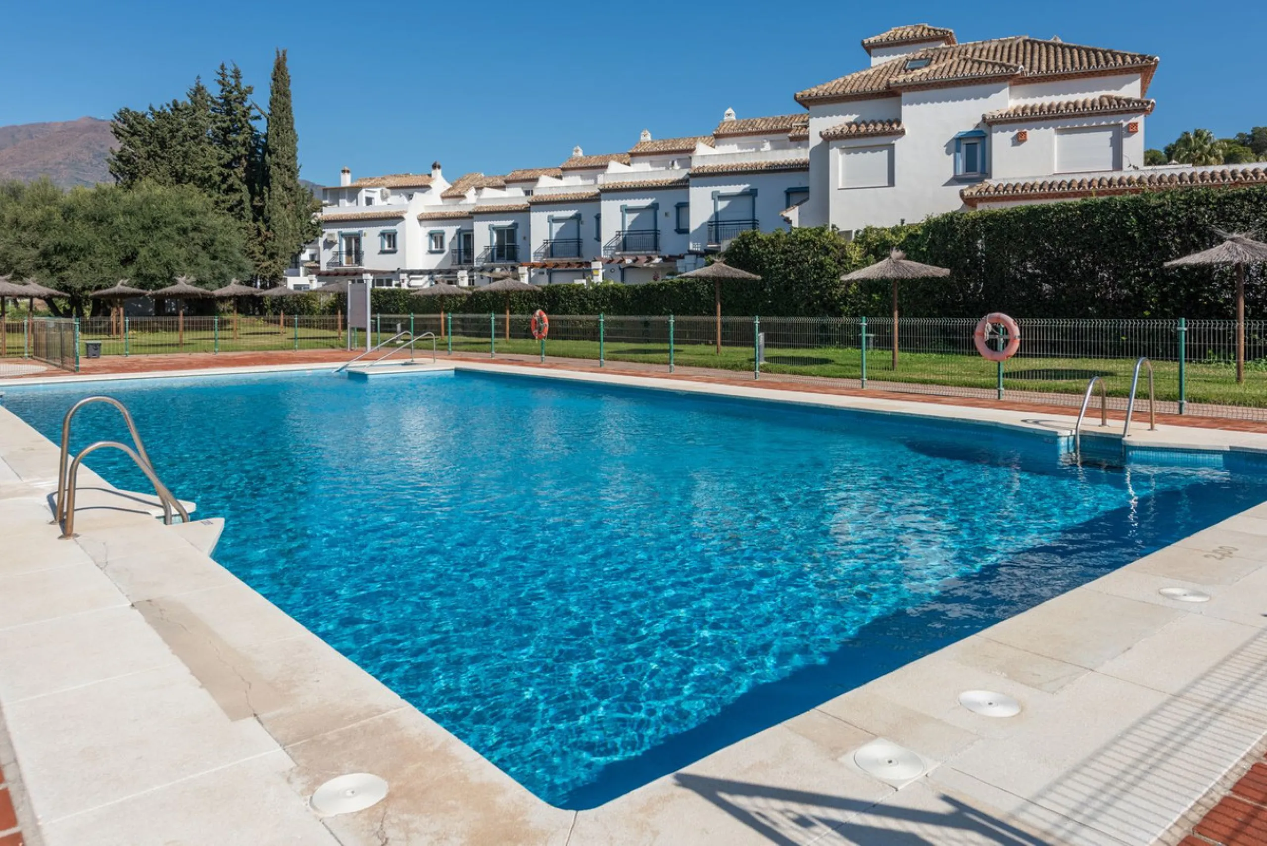 Discover your new home right on the beachfront!