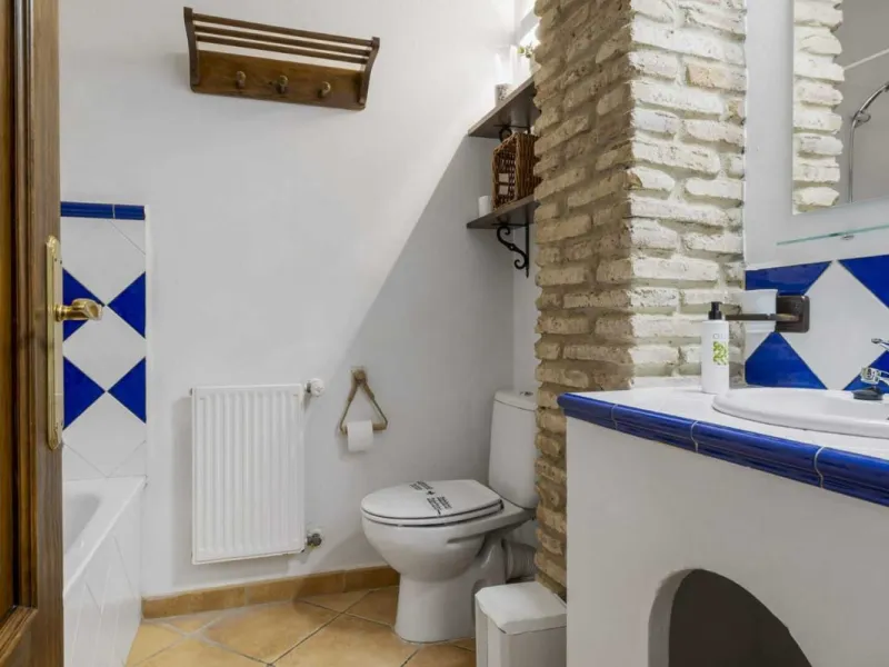 Set in an exceptional natural environment beside the Guadiaro River and at the entrance of the majestic Los Alcornocales Natural Park, this Signature Boutique Hotel & Restaurant represents a rare opportunity for investors seeking a unique hospitality asse