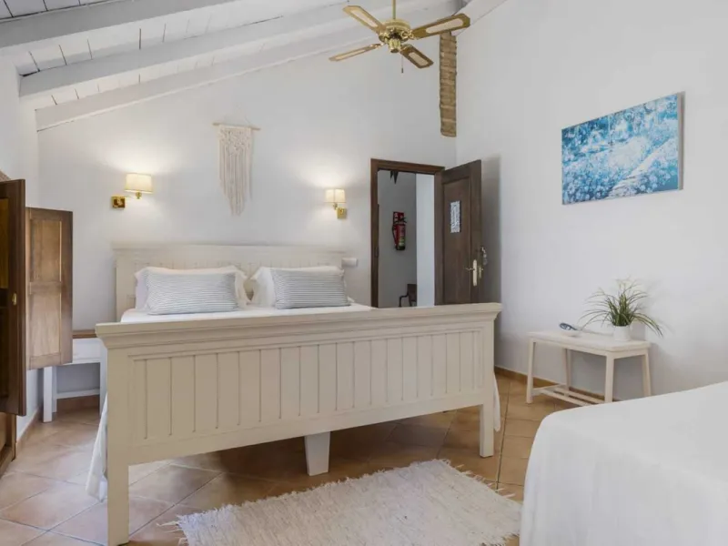Set in an exceptional natural environment beside the Guadiaro River and at the entrance of the majestic Los Alcornocales Natural Park, this Signature Boutique Hotel & Restaurant represents a rare opportunity for investors seeking a unique hospitality asse
