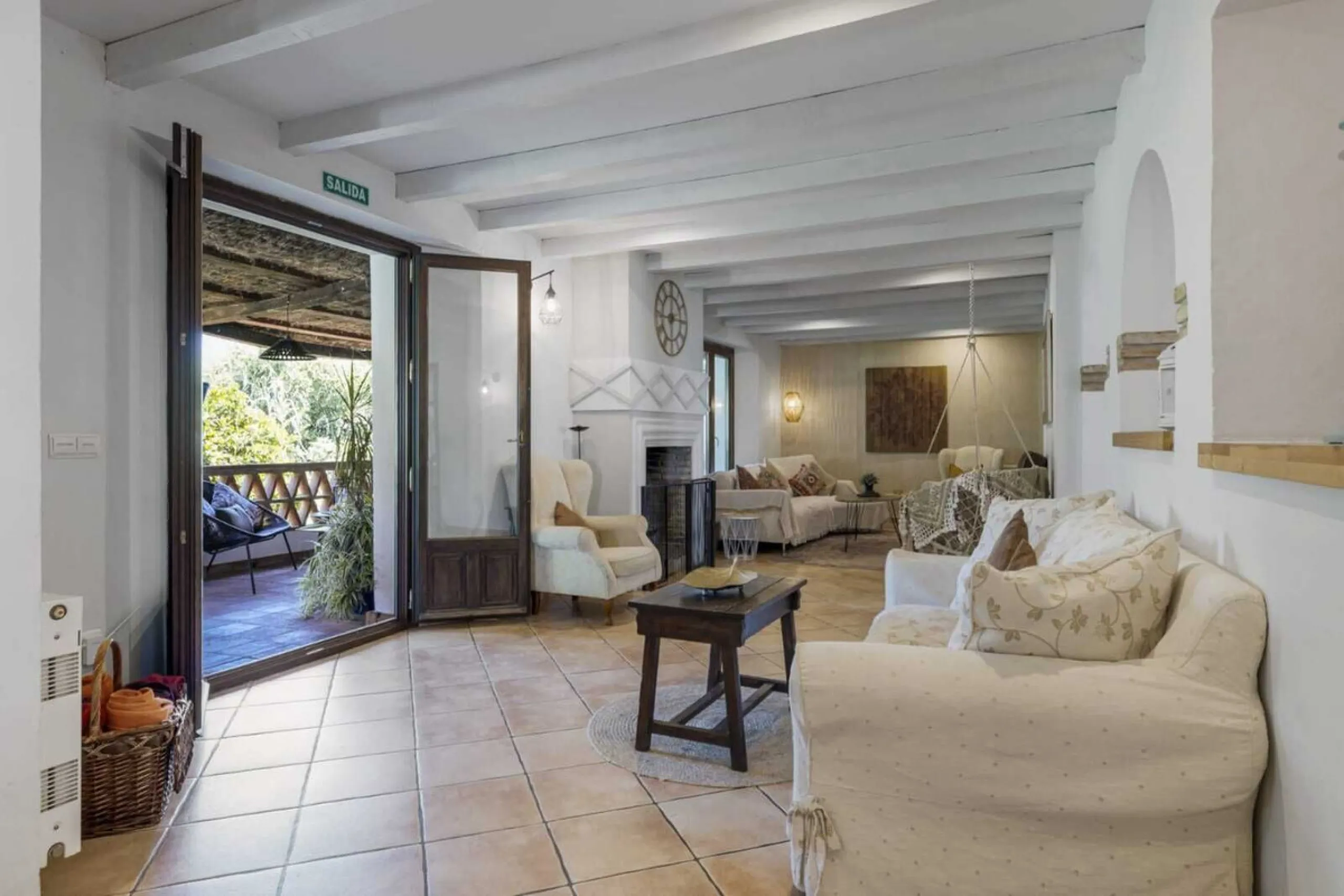 Set in an exceptional natural environment beside the Guadiaro River and at the entrance of the majestic Los Alcornocales Natural Park, this Signature Boutique Hotel & Restaurant represents a rare opportunity for investors seeking a unique hospitality asse