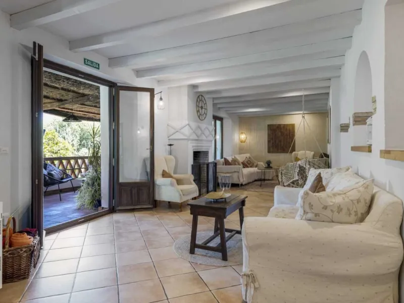 Set in an exceptional natural environment beside the Guadiaro River and at the entrance of the majestic Los Alcornocales Natural Park, this Signature Boutique Hotel & Restaurant represents a rare opportunity for investors seeking a unique hospitality asse