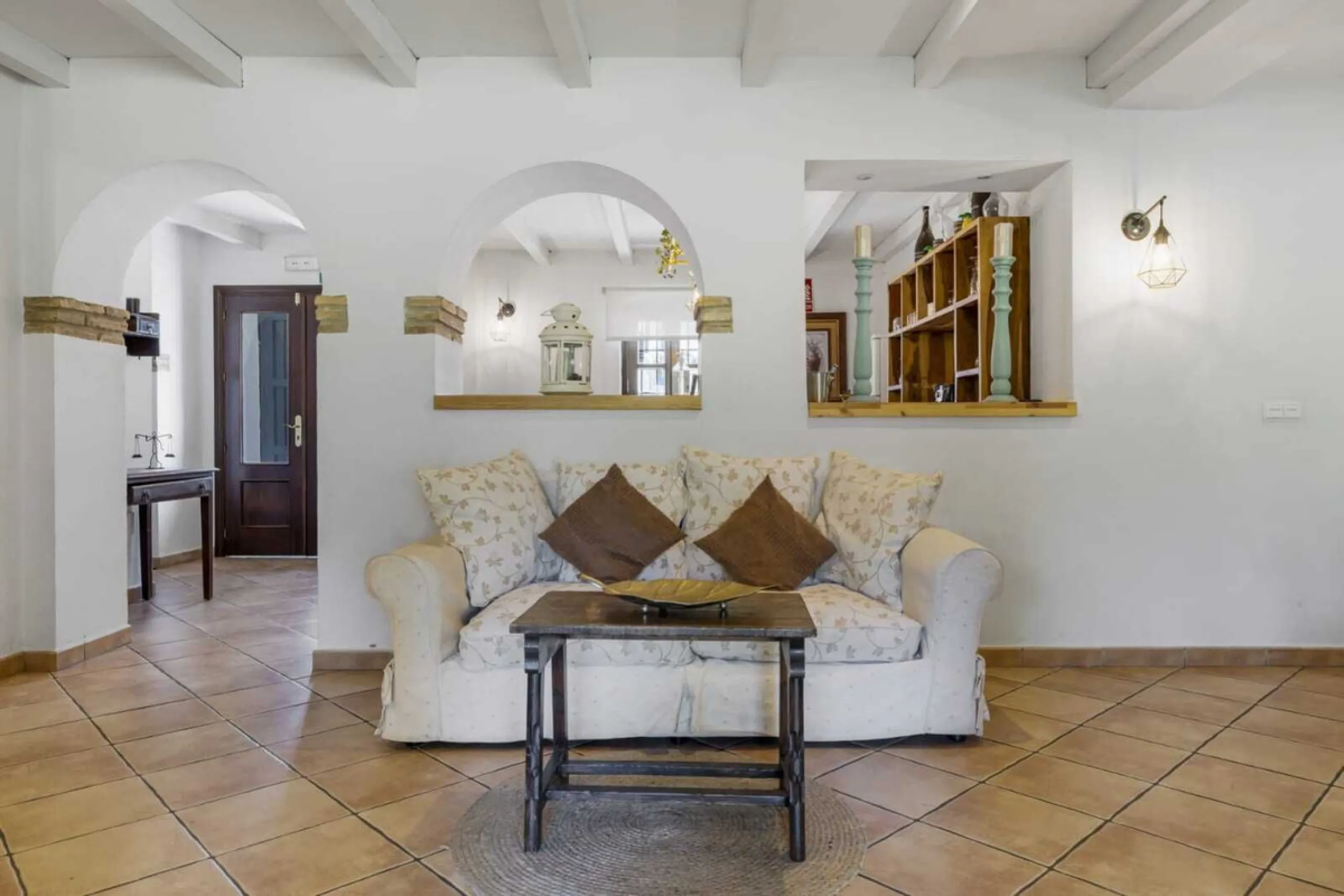 Set in an exceptional natural environment beside the Guadiaro River and at the entrance of the majestic Los Alcornocales Natural Park, this Signature Boutique Hotel & Restaurant represents a rare opportunity for investors seeking a unique hospitality asse