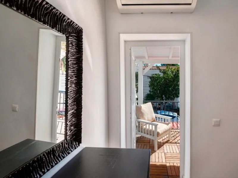 **Flat for Sale in a Quiet Area – Your Seaside Retreat! **