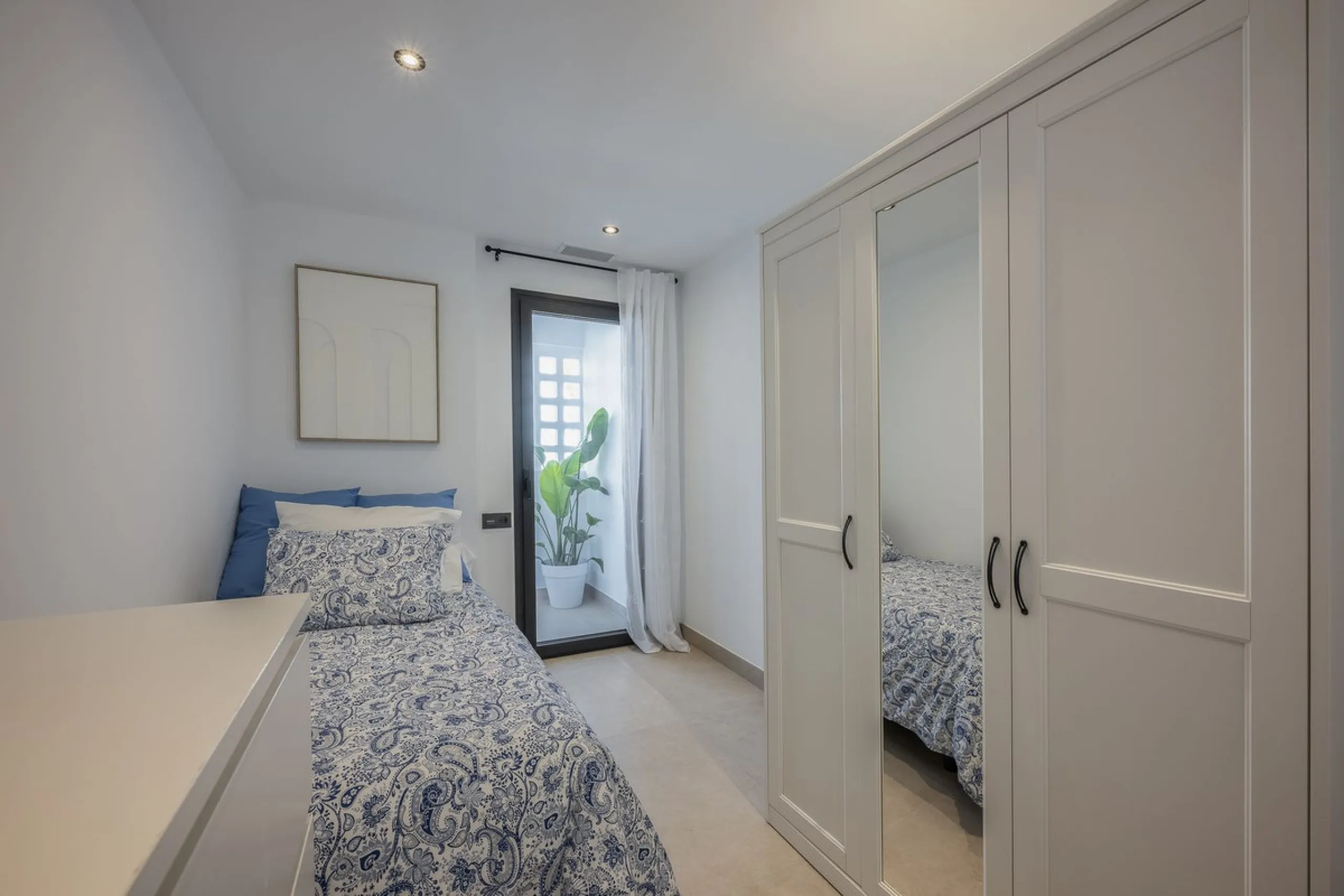 Luxury renovation in Nueva Andalucia. Top quality refurbishment with underfloor heating in the bathrooms and modern fire place.  In la Maestranza, a closed development with 24 hours security, very well maintained gardens and green areas with 2 pools (one 
