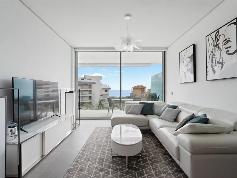 Apartment - Penthouse в продаже в Fuengirola, Málaga. В доме 2 спален и 2 ванных комнат. Площадь дома 82 м²