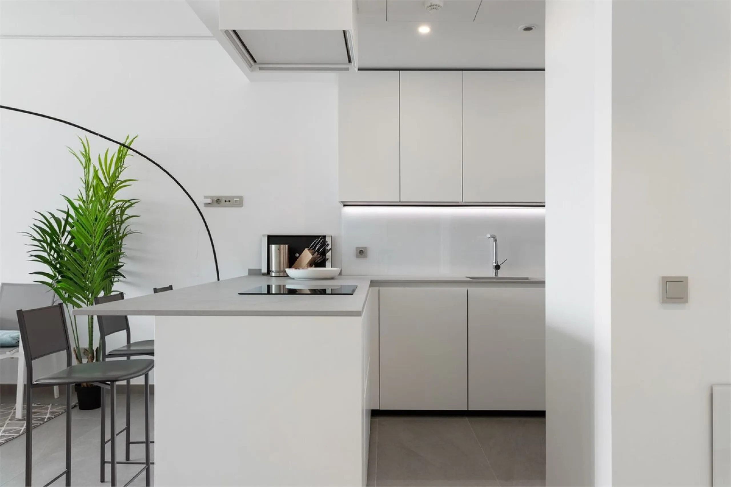 Apartment - Penthouse в продаже в Fuengirola, Málaga. В доме 2 спален и 2 ванных комнат. Площадь дома 82 м²