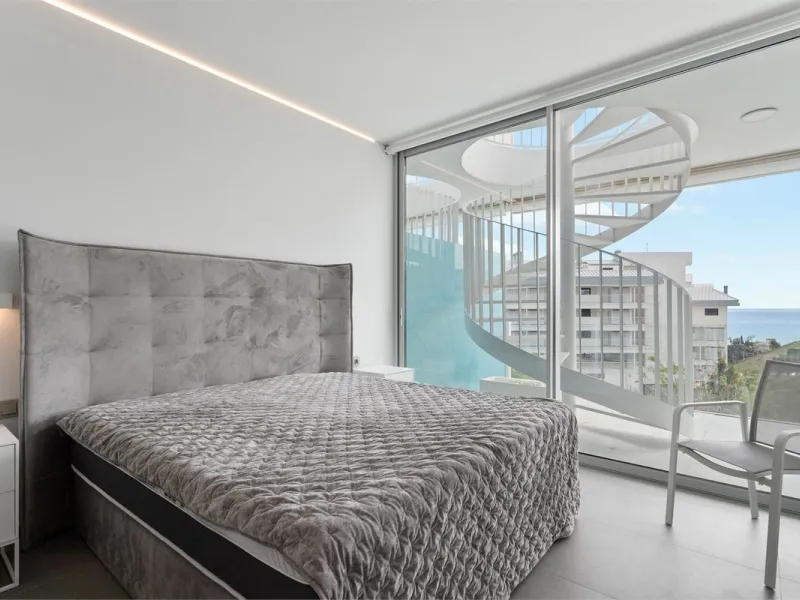 Apartment - Penthouse в продаже в Fuengirola, Málaga. В доме 2 спален и 2 ванных комнат. Площадь дома 82 м²