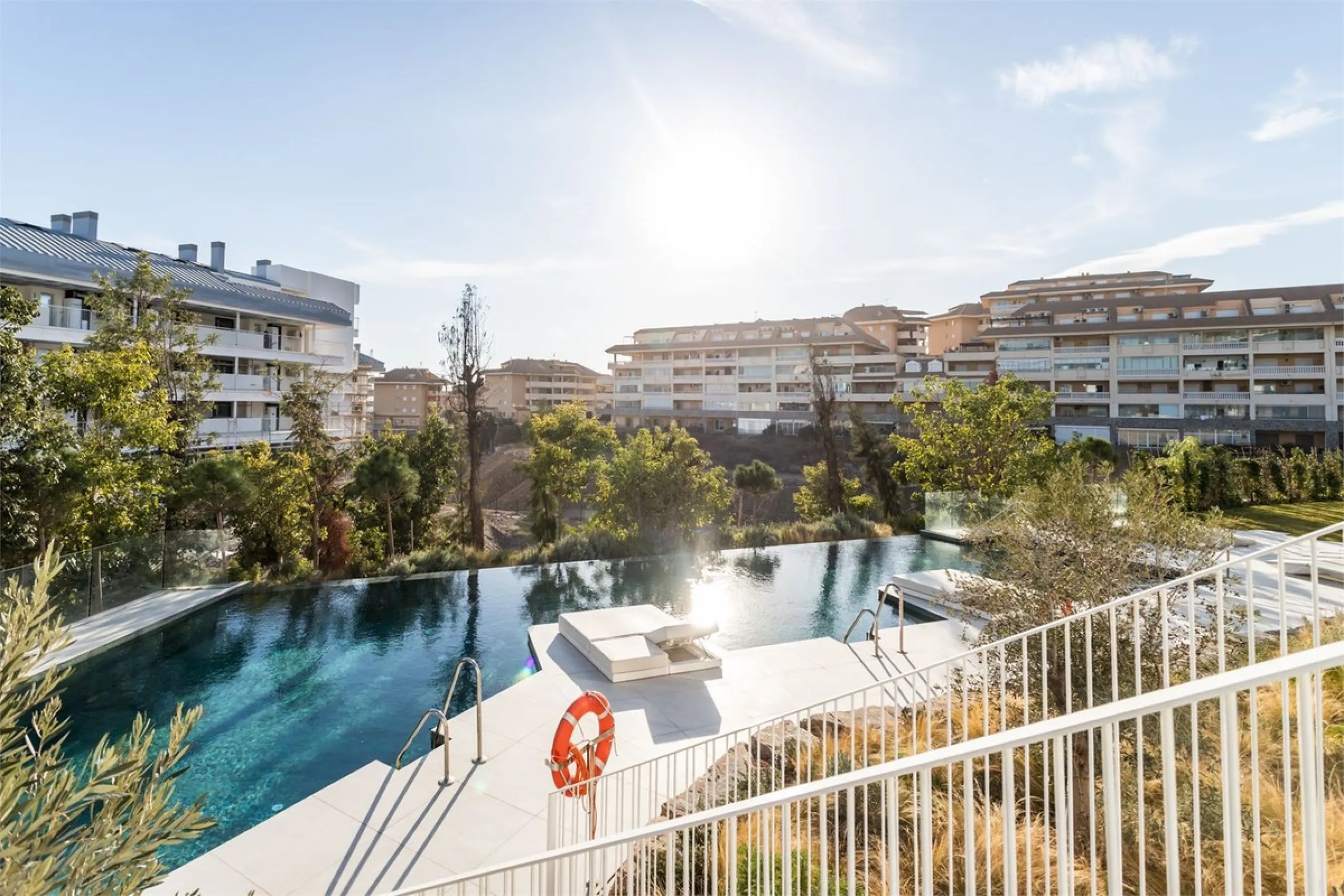 Apartment - Penthouse в продаже в Fuengirola, Málaga. В доме 2 спален и 2 ванных комнат. Площадь дома 82 м²