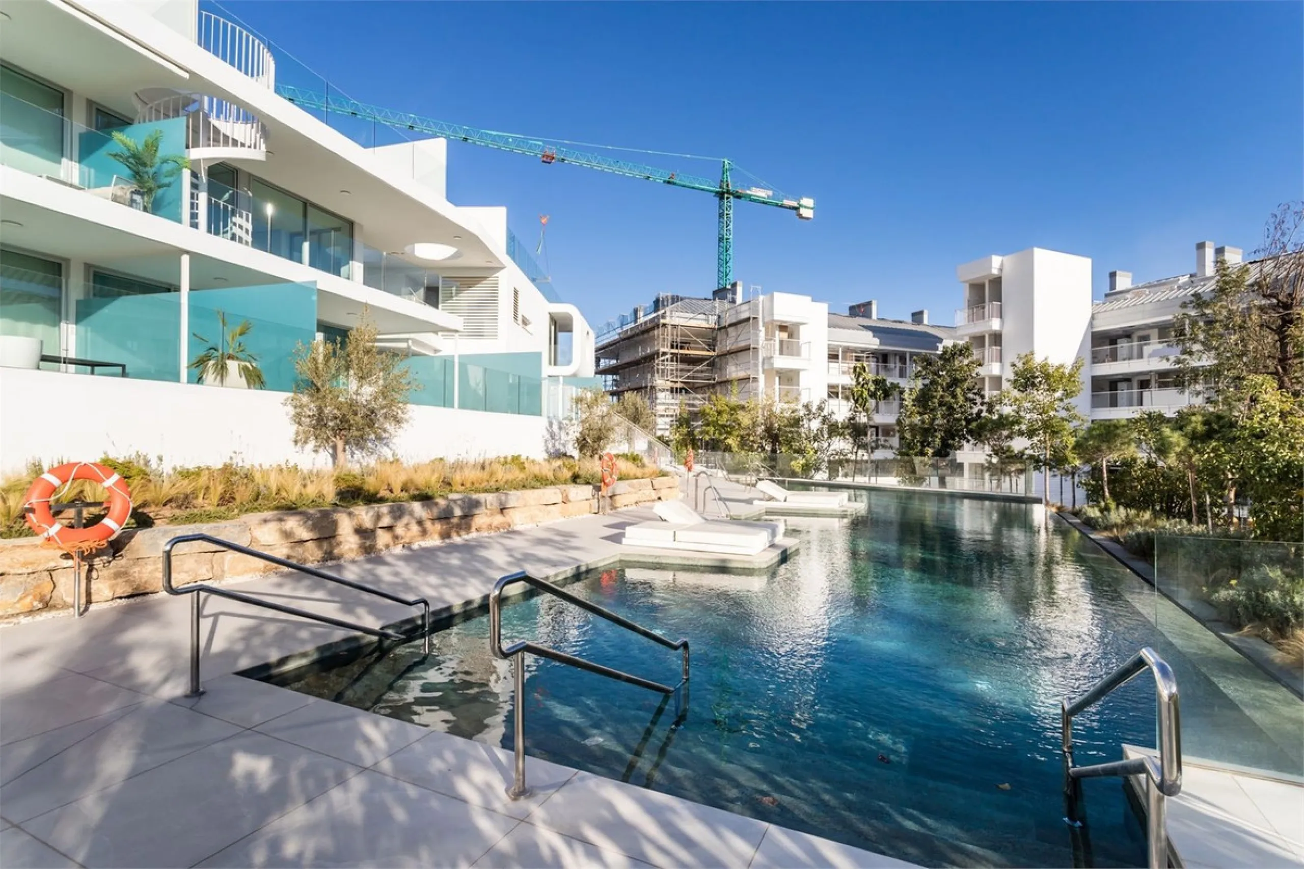 Apartment - Penthouse в продаже в Fuengirola, Málaga. В доме 2 спален и 2 ванных комнат. Площадь дома 82 м²