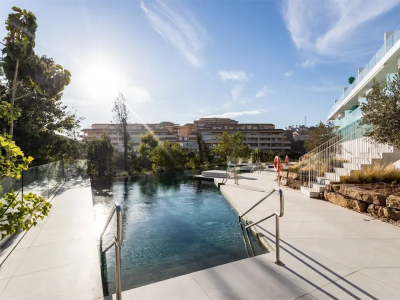Apartment - Penthouse в продаже в Fuengirola, Málaga. В доме 2 спален и 2 ванных комнат. Площадь дома 82 м²