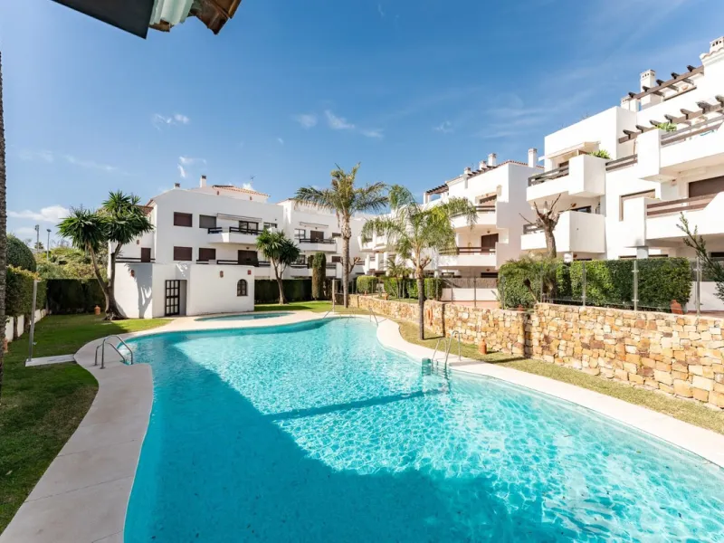 Stylish Ground Floor Apartment Just 5 Minutes from the Beach – Cancelada, Costa del Sol