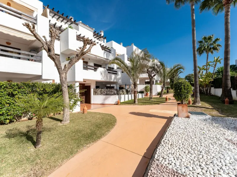 Stylish Ground Floor Apartment Just 5 Minutes from the Beach – Cancelada, Costa del Sol
