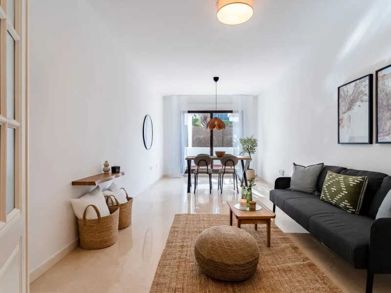 Stylish Ground Floor Apartment Just 5 Minutes from the Beach – Cancelada, Costa del Sol