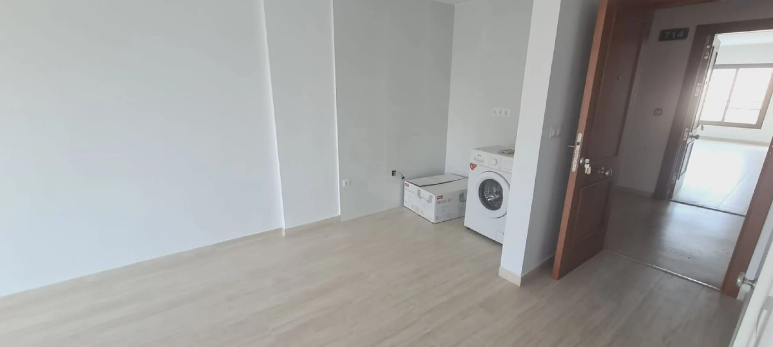 Apartment - Top Floor Apartment в продаже в Fuengirola, Málaga. В доме 1 спален и 1 ванных комнат. Площадь дома 57 м²