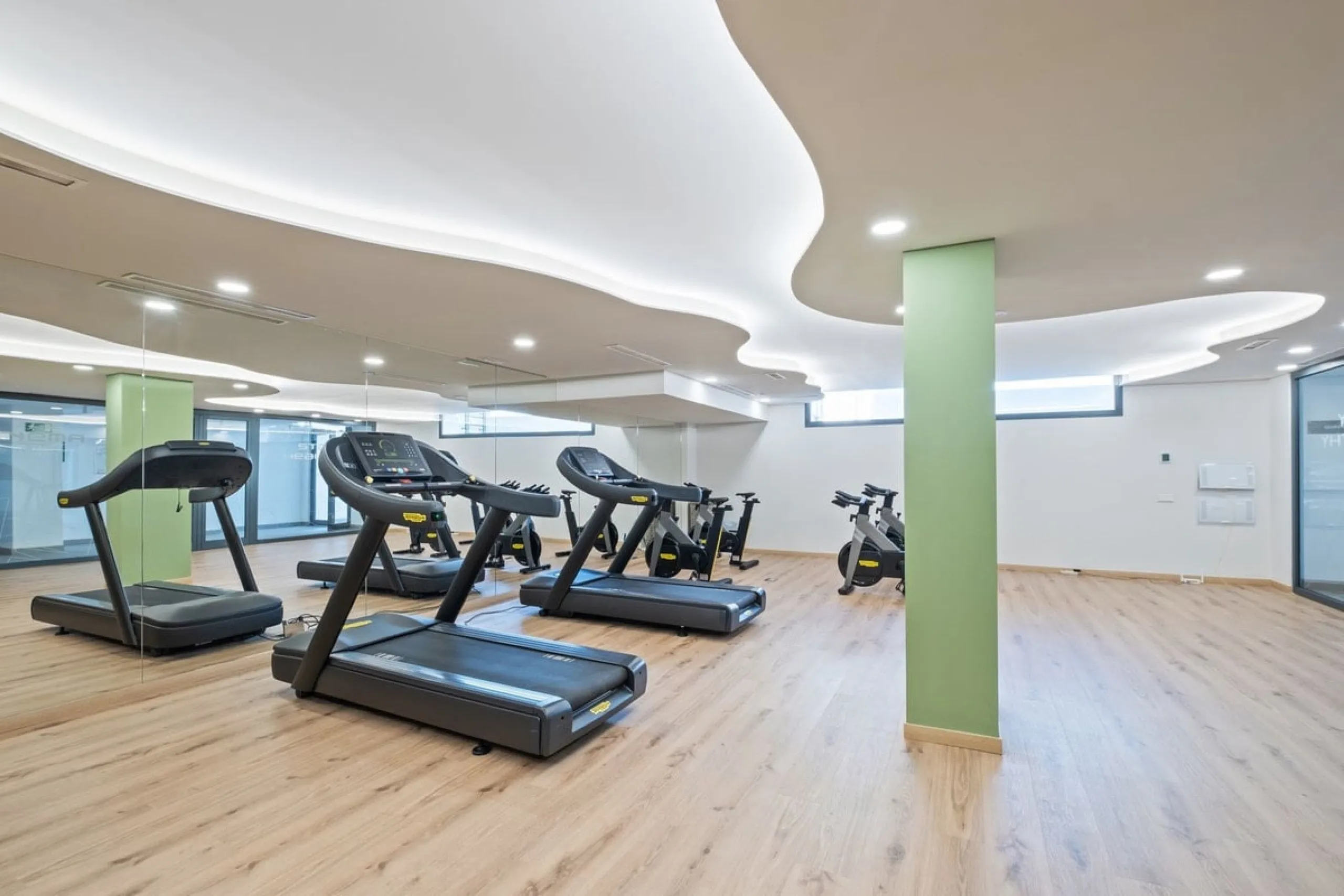 Moderne Wohnung mit zwei Schlafzimmern in Calanova Golf