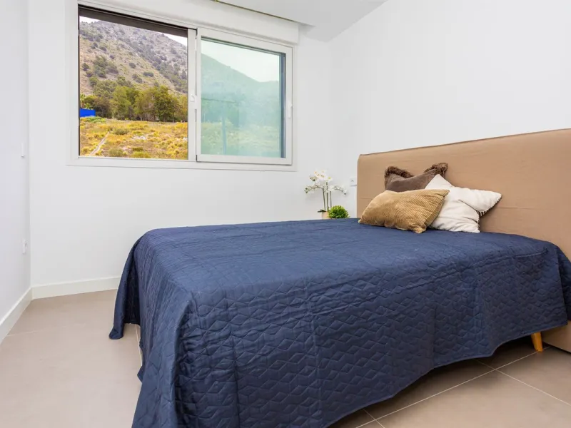 Apartment - Middle Floor Apartment в продаже в Fuengirola, Málaga. В доме 3 спален и 2 ванных комнат. Площадь дома 150 м²