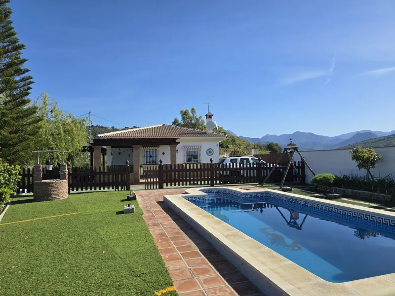Charming Spanish Villa in Competa with Breathtaking Views & Exceptional Outdoor Space