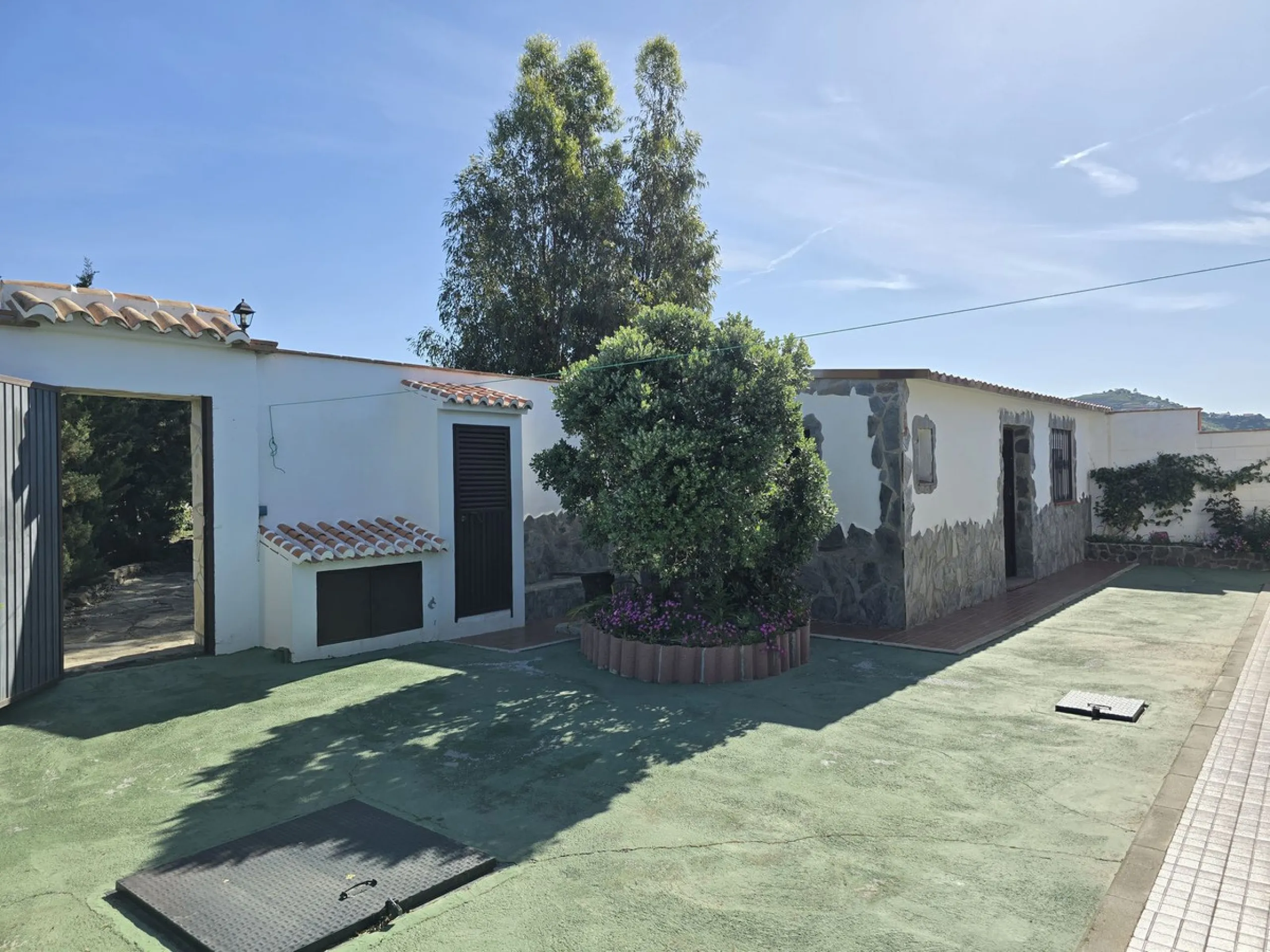 Charming Spanish Villa in Competa with Breathtaking Views & Exceptional Outdoor Space