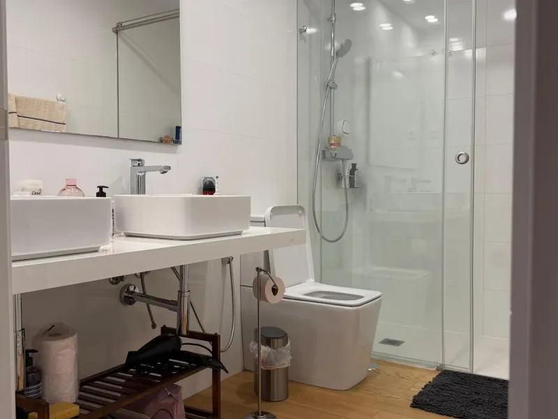 Modern ground floor apartment with sea views located in the sought-after Residencial Mediterráneo in Mijas Costa.