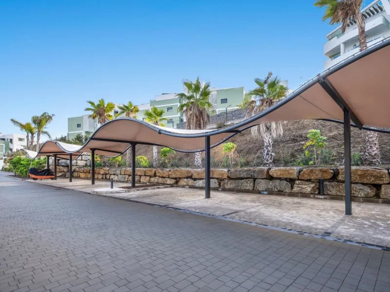Moderne Wohnung mit zwei Schlafzimmern in Calanova Golf
